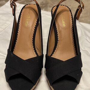 KELLY & KATIE BLACK WEDGE SHOES SIZE 7